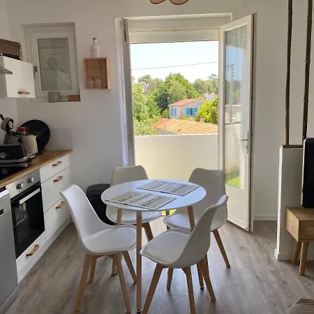 T2 Apartmán Royan