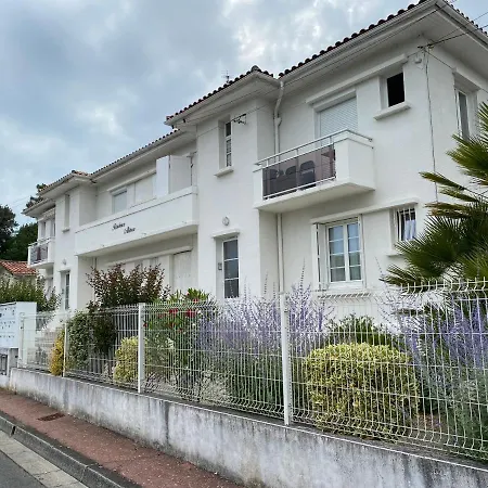 T2 Apartmán Royan
